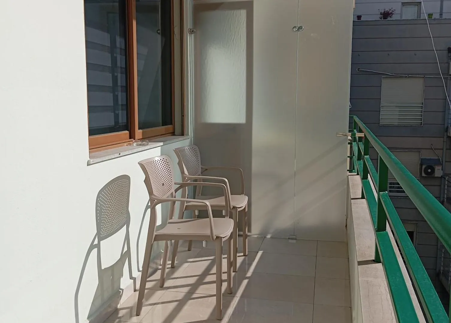 Bazar3 Mini Apartament Tirana 0*,  Albania
